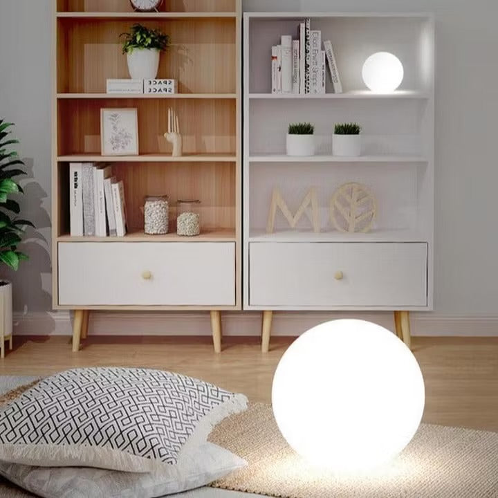 EONE GlowSphere – Luxury Outdoor LED Light